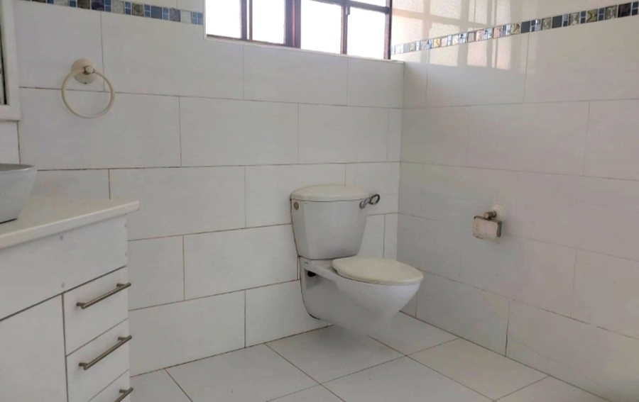 3 Bedroom Property for Sale in Uitenhage Central Eastern Cape